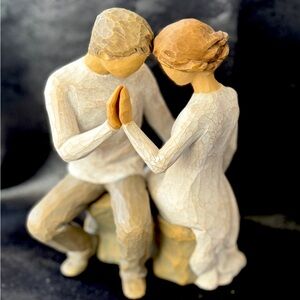 Willow Tree “Around you”Handcrafted Couple Sculpture in Cream and Brown